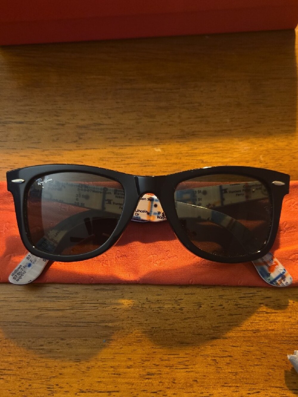 Ray-Ban Black Wayfarer~Rare Prints~ New York City Map